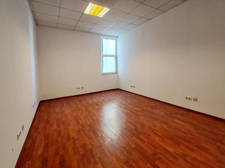 Birou spatios in Centrul Civic - 9