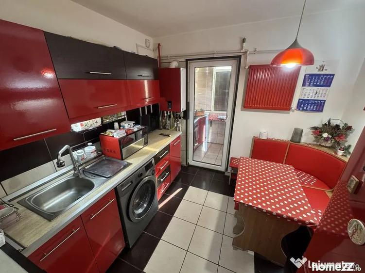 Apartament cu 2 camere semidecomandat în Poarta 6