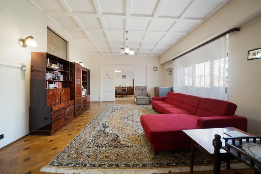 Reședință 173mp*Etaj 2/2 in vilă interbelică*5 camere-3 bai*Credit ipotecar - 2