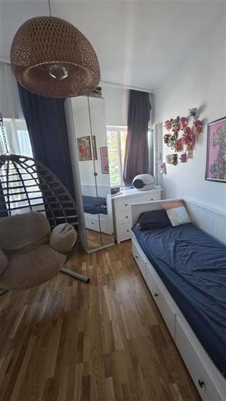 Apartament cu 3 camere semidecomandat în Foișorul de Foc