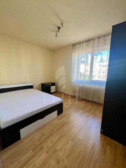 Apartament cu 3 camere semidecomandat în Gheorgheni