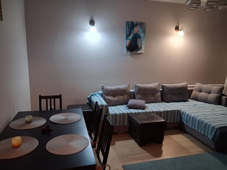 Apartament cu 3 camere, mobilat în Dudești