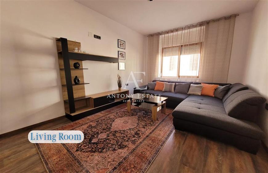 Apartament cu 2 camere decomandat, mobilat în Ultracentral