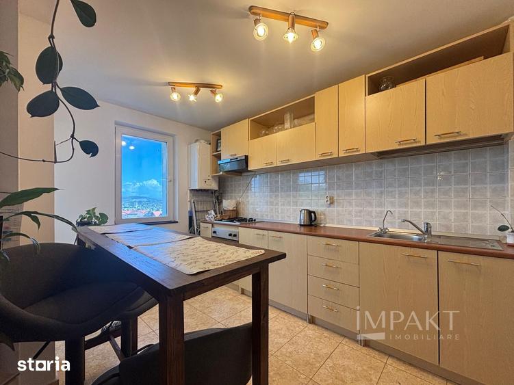 Apartament cu 3 camere în Andrei Mureșanu