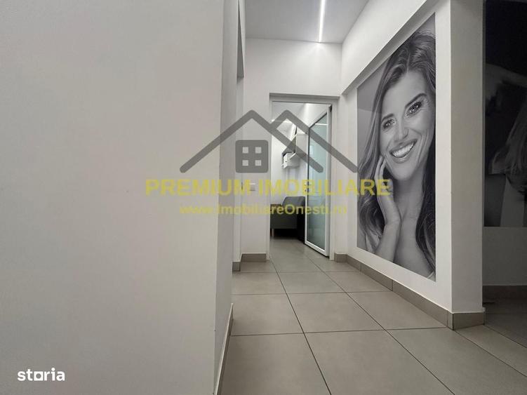 Spațiu comercial, de 90 mp, în Central