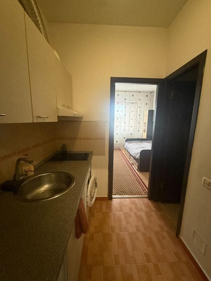 Garsonieră decomandată în Hălăucești