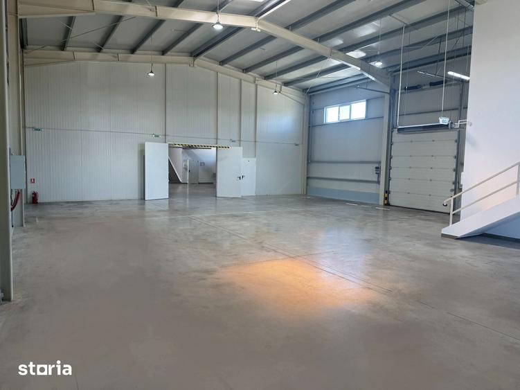 Spațiu comercial, de 300 mp, în Cârcea