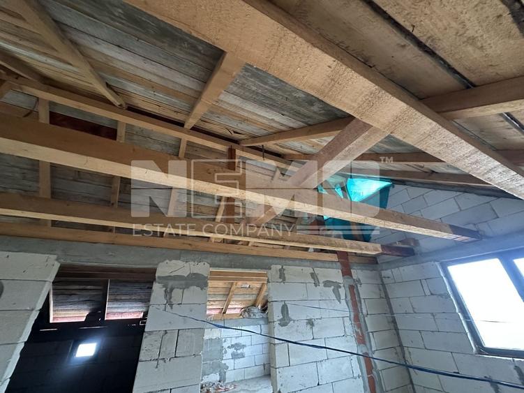 Casă individuală cu 5 camere cu Canalizare în Liteni (Moara)