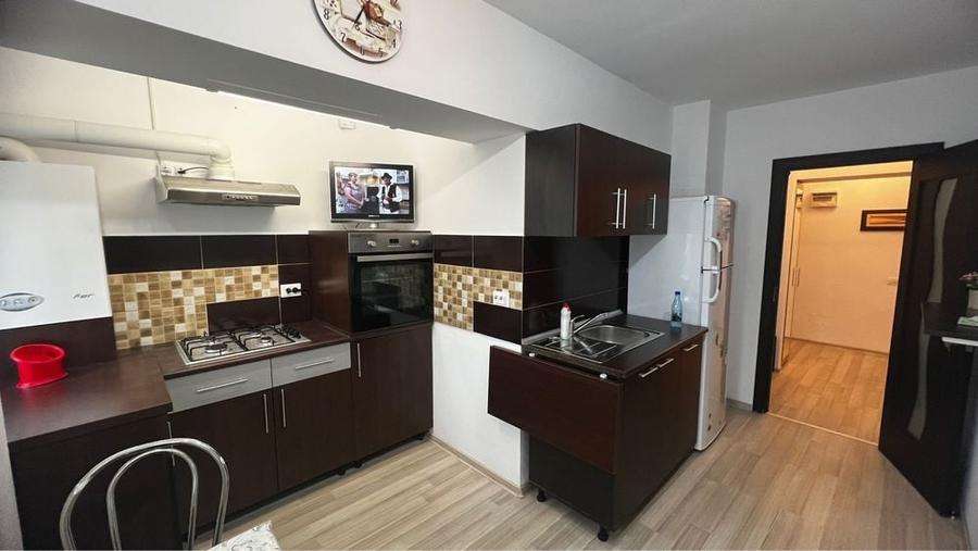 Apartament cu 2 camere decomandat în Exterior Vest
