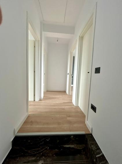 Casă individuală cu 4 camere cu Teren 172 Mp în Central