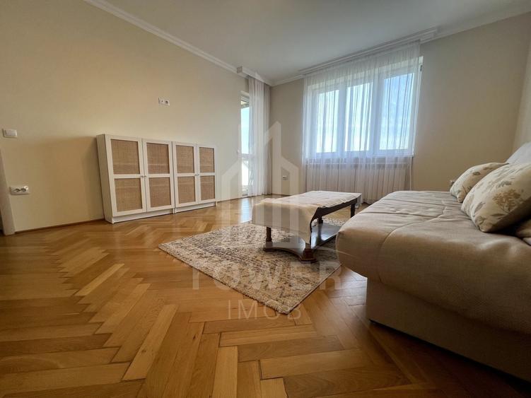 Apartament cu 3 camere, mobilat în Trei Stejari