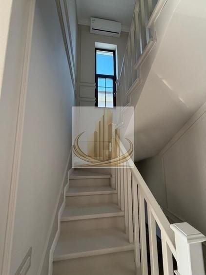 Duplex cu 5 camere cu Canalizare în Ghiroda