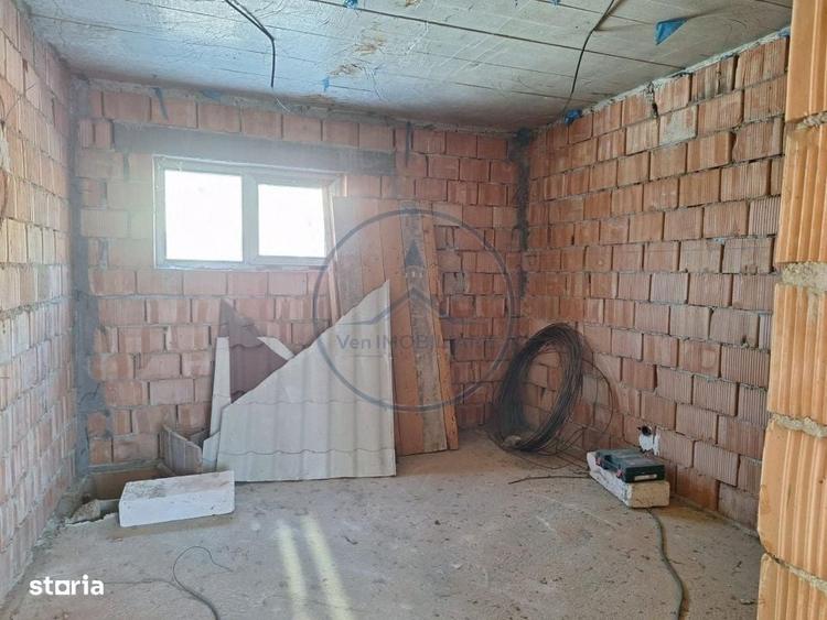 Casă cu 4 camere cu Teren 400 Mp în Central
