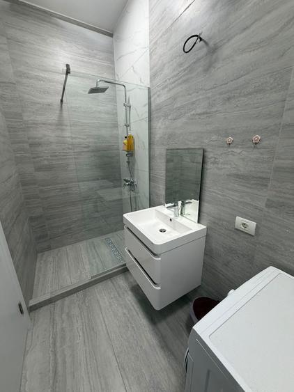 Apartament cu 2 camere decomandat în Națiunile Unite