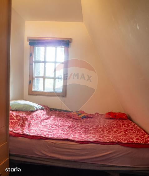 Casă cu 4 camere cu Teren 967 Mp în Central
