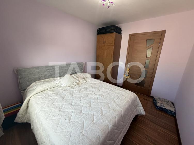 Apartament cu 3 camere decomandat în Central