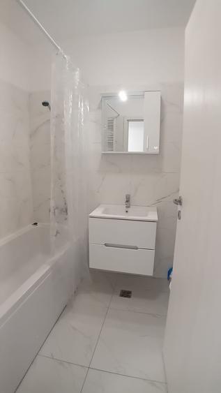 Apartament cu 2 camere semidecomandat în Militari