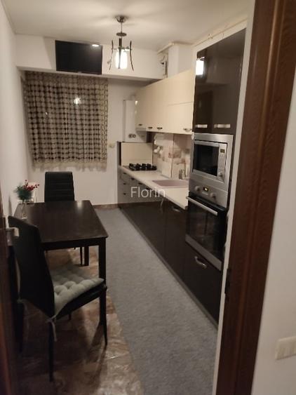 Proprietar închiriez apartament cu doua camere.