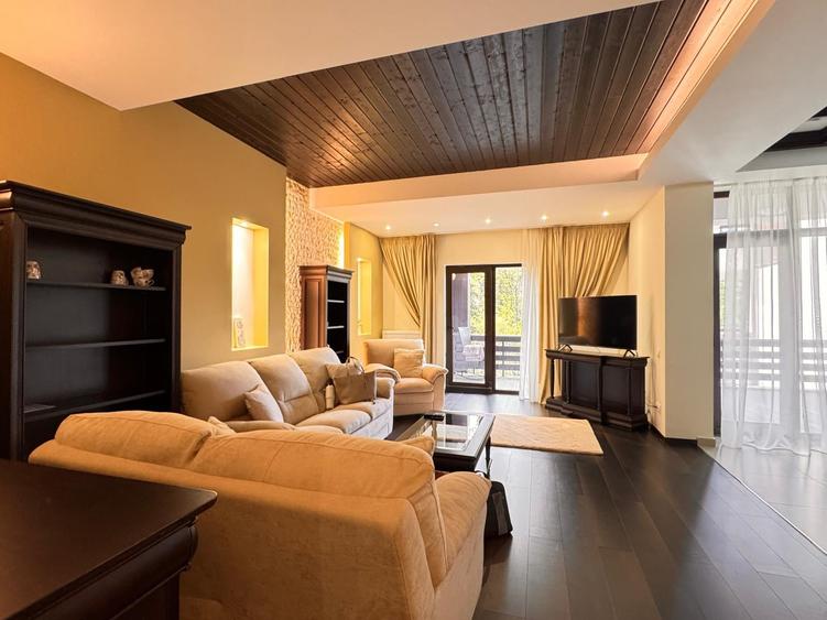 Apartament cu 3 camere decomandat în Furnica