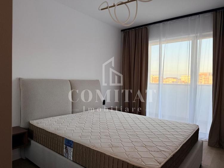 Apartament cu 2 camere semidecomandat, mobilat în Florești
