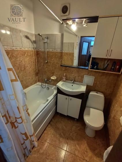 APARTAMENT 4 CAMERE-DECOMANDAT-2 BAI-ETAJ 4/4-BLOC REABILITAT-RAHOVA - 14