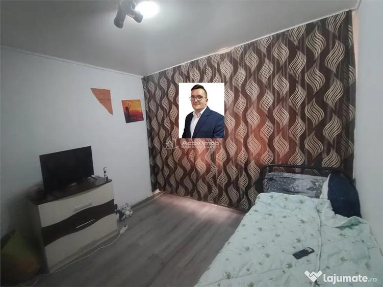 Apartament cu 3 camere decomandat în Caransebeș