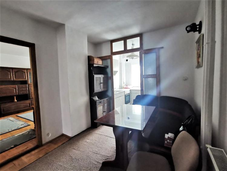 Apartament cu 3 camere în Mărăști