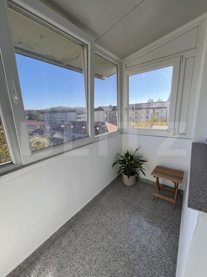 Apartament cu 2 camere decomandat în Beclean