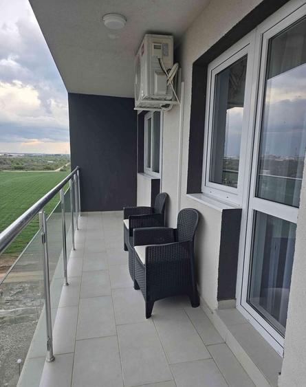 Apartament cu 2 camere semidecomandat, mobilat în Sud