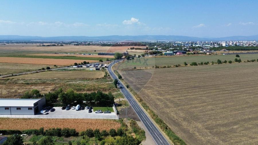 Teren Construcții intravilan de 2593 mp, în Brăilei