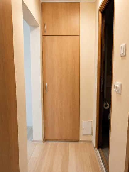Apartament cu 2 camere semidecomandat în Grivița