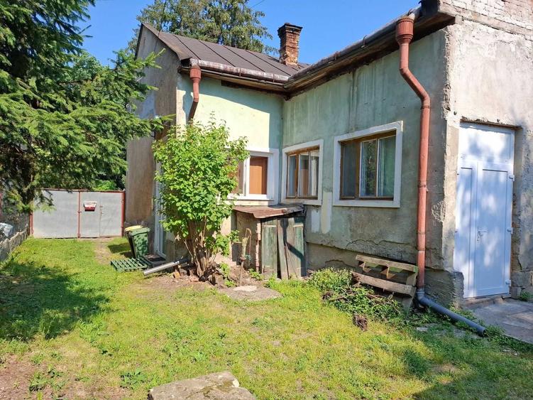 Casă cu 3 camere în Central