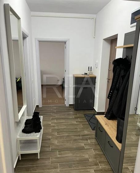 Apartament cu 2 camere decomandat, mobilat în Titan
