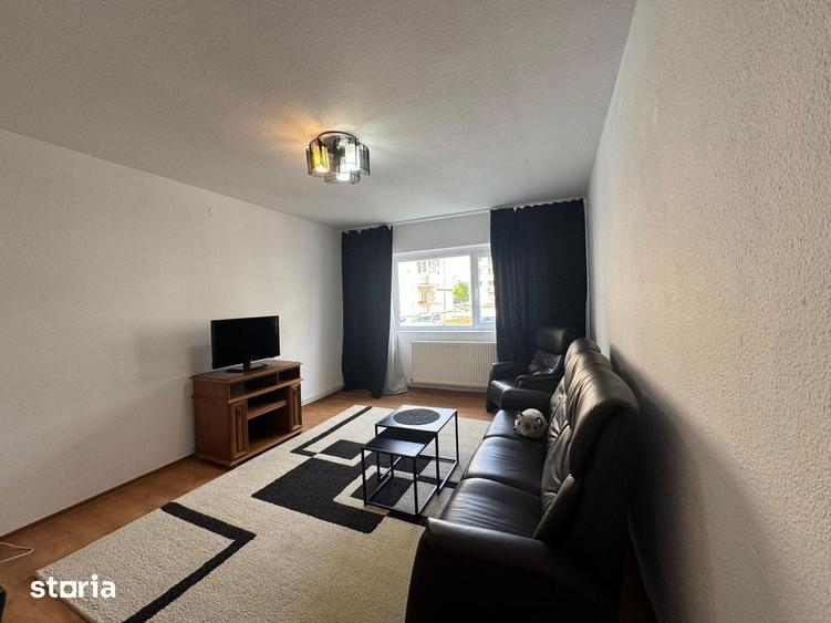 Apartament cu 3 camere decomandat în Mărăcineni