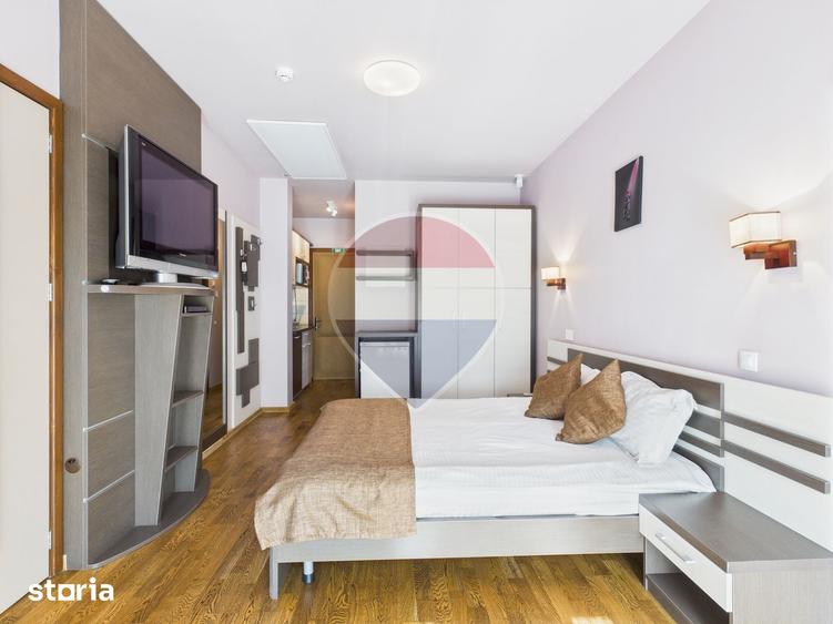 Casă cu 7 camere cu Teren 427 Mp în Limanu