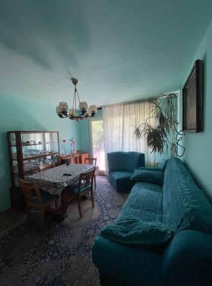 Apartament cu 3 camere semidecomandat în Take Ionescu
