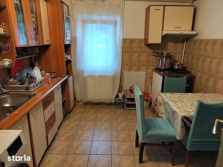 Apartament cu 2 camere semidecomandat în Exterior Vest