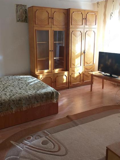 Garsonieră decomandată în Buzaului