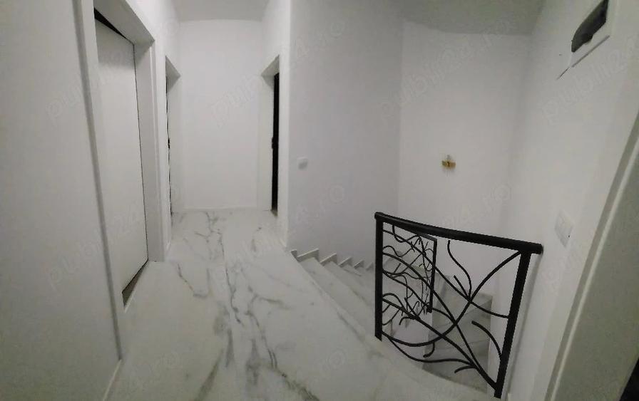 Casă cu 2 camere cu Teren 250 Mp în Exterior Vest