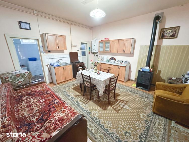 Casă cu 3 camere cu Teren 2200 Mp în Târnăveni