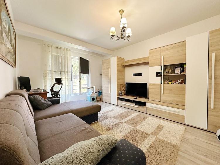 Apartament cu 2 camere decomandat în Bucium
