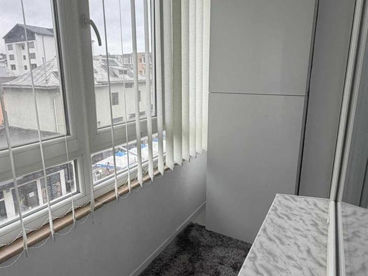 Apartament cu 2 camere decomandat în Burdujeni