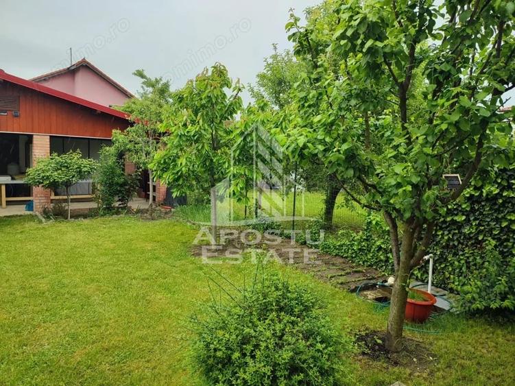 Casă cu 4 camere cu Teren 333 Mp în Moșnița Nouă