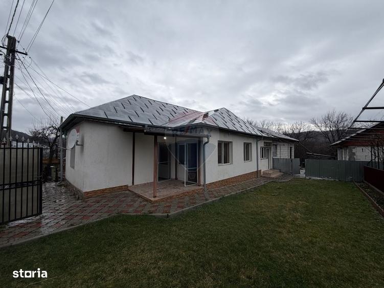 Casă cu 4 camere în Verdea