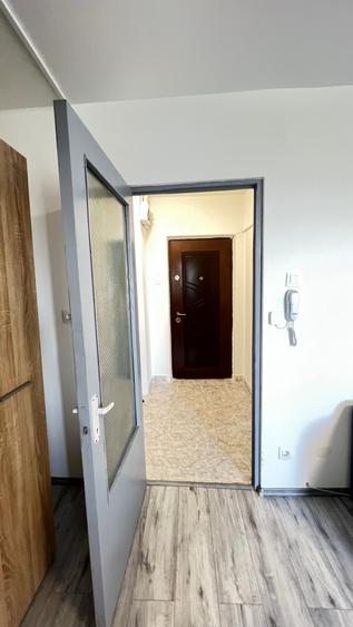 Garsoniera Vitan, 10 minute de metrou, stradal, mobilată modern, curată, libera - 17
