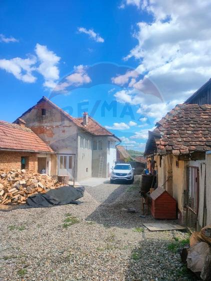Casa la tara in satul Retis, comuna Bradeni, aproape de ... - 7