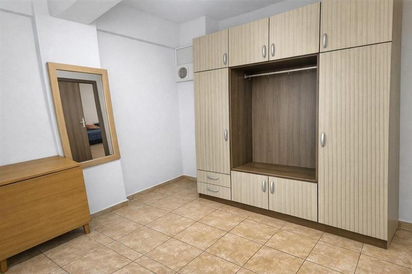 Apartament cu 2 camere decomandat, mobilat în Bună Ziua