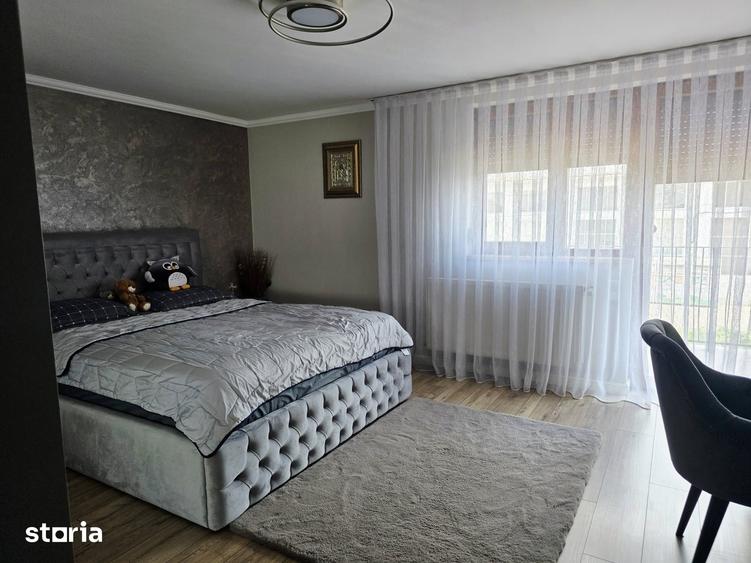 Casă cu 4 camere cu Teren 889 Mp în Oșorhei