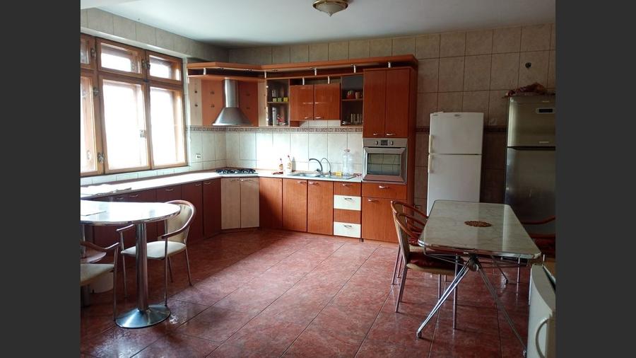 Casă cu 11 camere cu Canalizare în Mazepa 2