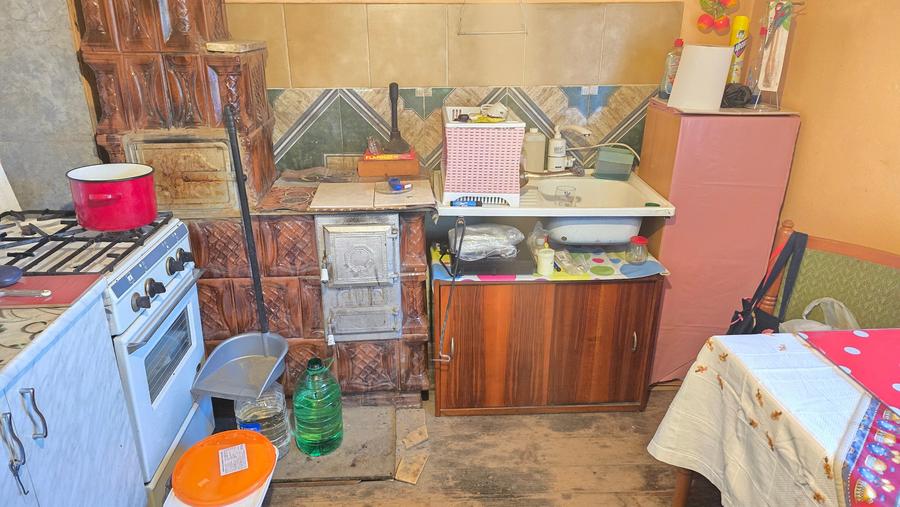 Casă individuală cu 2 camere cu Canalizare în Viile Noi